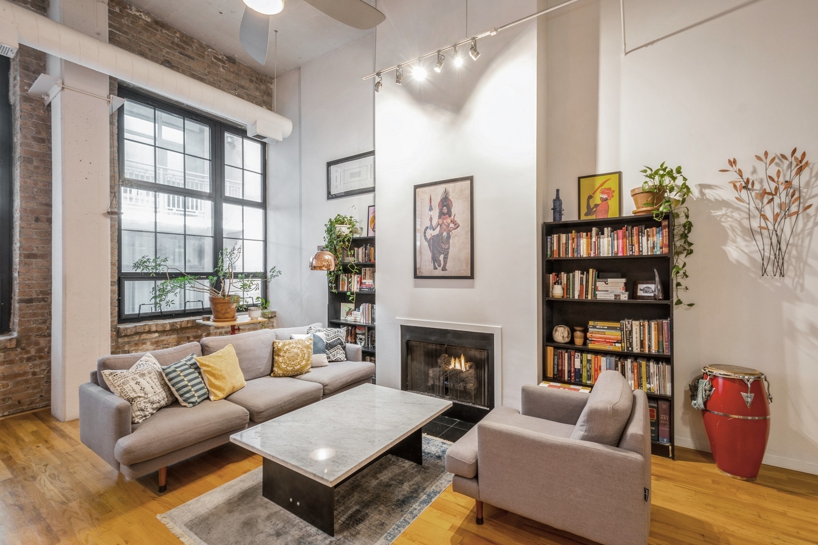 523 S Plymouth Court 1103