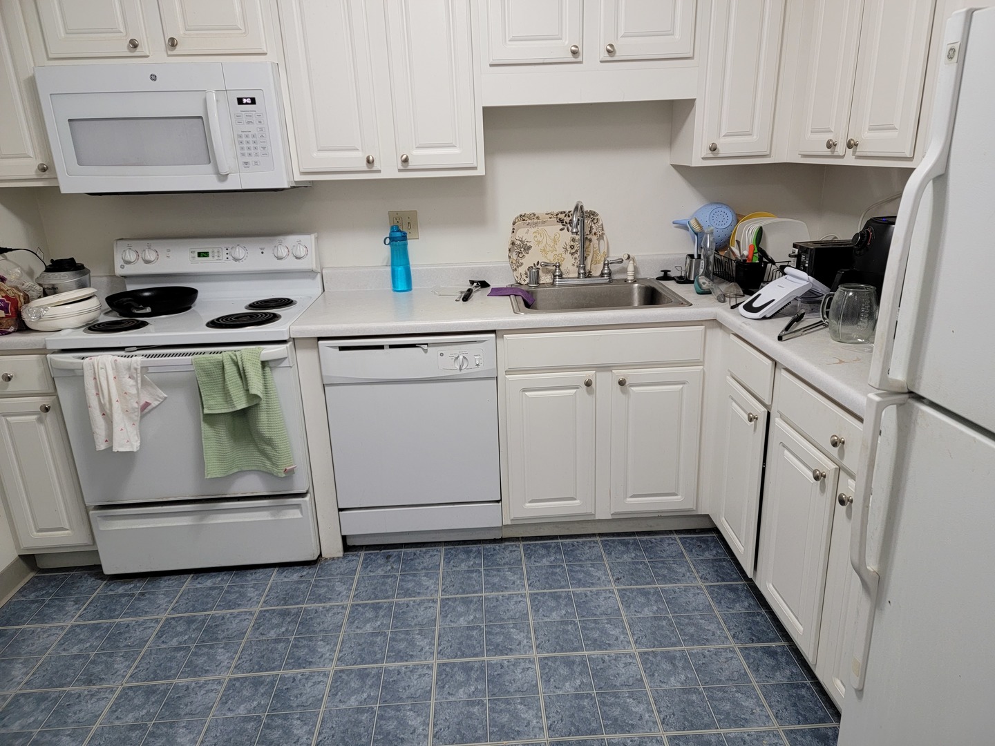 211 E OHIO Street 1013