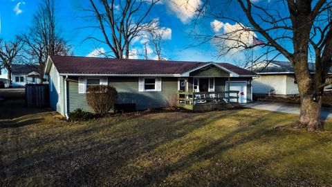 Tiny photo for 708 E Sycamore Street, Watseka, IL 60970 (MLS # 12577305)