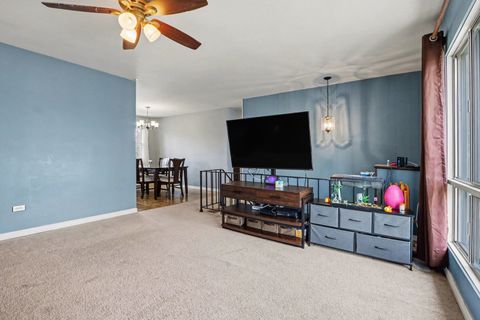 Tiny photo for 945 Surrey Court, Joliet, IL 60431 (MLS # 12591489)