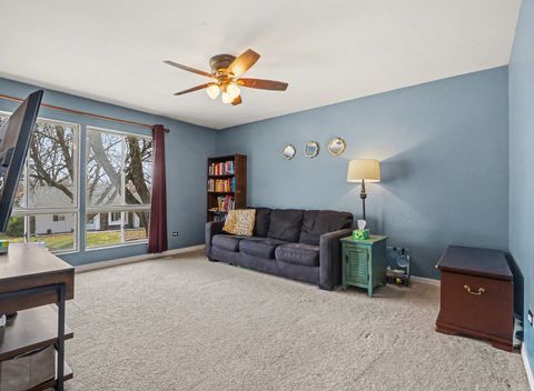 Tiny photo for 945 Surrey Court, Joliet, IL 60431 (MLS # 12591489)