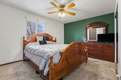 Tiny photo for 945 Surrey Court, Joliet, IL 60431 (MLS # 12591489)