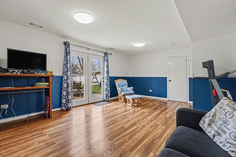 Tiny photo for 945 Surrey Court, Joliet, IL 60431 (MLS # 12591489)