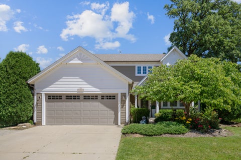 Photo of 5 Vernon Court, South Elgin, IL 60177 (MLS # 12685296)