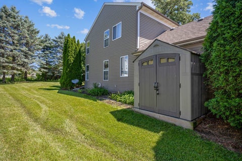 Tiny photo for 5 Vernon Court, South Elgin, IL 60177 (MLS # 12685296)