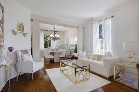 Tiny photo for 5 Vernon Court, South Elgin, IL 60177 (MLS # 12685296)