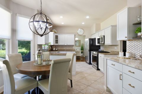 Tiny photo for 5 Vernon Court, South Elgin, IL 60177 (MLS # 12685296)