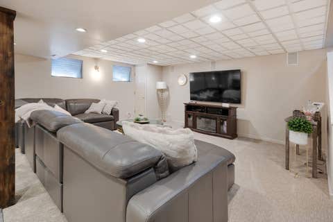 Tiny photo for 5 Vernon Court, South Elgin, IL 60177 (MLS # 12685296)