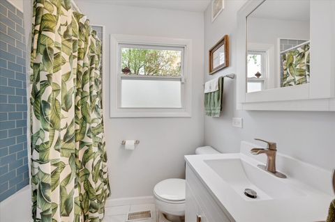 Tiny photo for 575 Jamison Lane, Hoffman Estates, IL 60169 (MLS # 12622036)