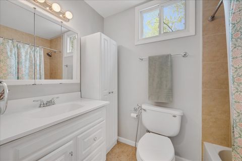 Tiny photo for 575 Jamison Lane, Hoffman Estates, IL 60169 (MLS # 12622036)