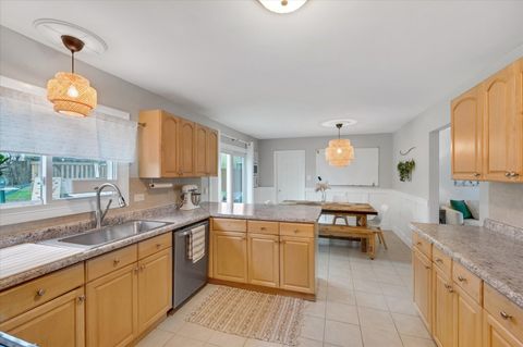 Tiny photo for 575 Jamison Lane, Hoffman Estates, IL 60169 (MLS # 12622036)