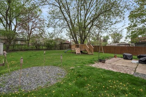 Tiny photo for 575 Jamison Lane, Hoffman Estates, IL 60169 (MLS # 12622036)