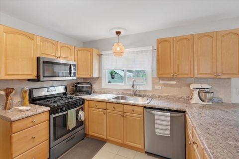 Tiny photo for 575 Jamison Lane, Hoffman Estates, IL 60169 (MLS # 12622036)