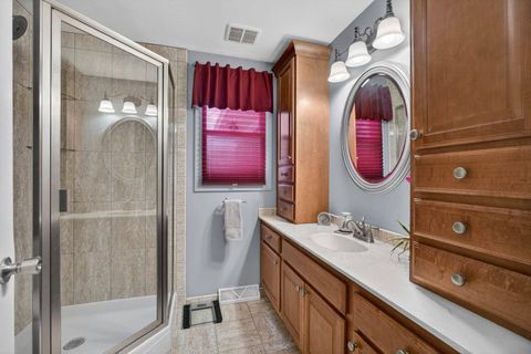 Tiny photo for 2339 Troy Drive, East Moline, IL 61244 (MLS # 12620759)