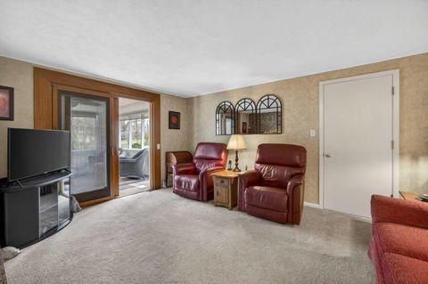 Tiny photo for 2339 Troy Drive, East Moline, IL 61244 (MLS # 12620759)