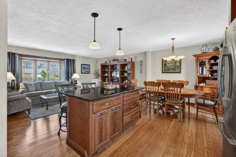 Tiny photo for 2339 Troy Drive, East Moline, IL 61244 (MLS # 12620759)