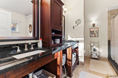 Tiny photo for 123 N Jefferson Street, Batavia, IL 60510 (MLS # 12492305)