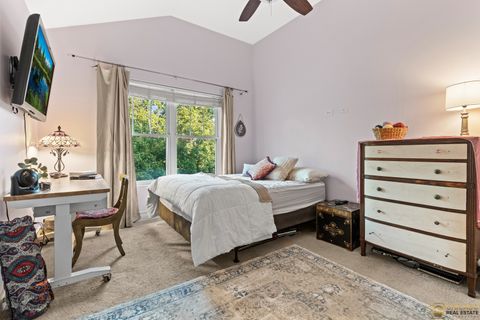 Tiny photo for 123 N Jefferson Street, Batavia, IL 60510 (MLS # 12492305)