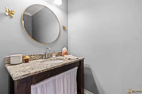 Tiny photo for 123 N Jefferson Street, Batavia, IL 60510 (MLS # 12492305)