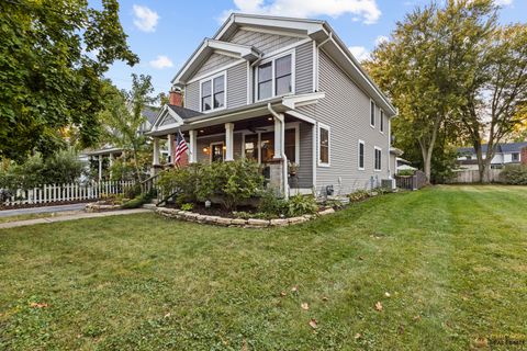 Photo of 123 N Jefferson Street, Batavia, IL 60510 (MLS # 12492305)