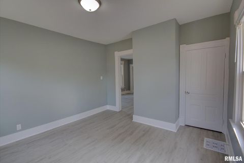 Tiny photo for 2312 W 1ST Street, Davenport, IA 52802 (MLS # QC4257730)