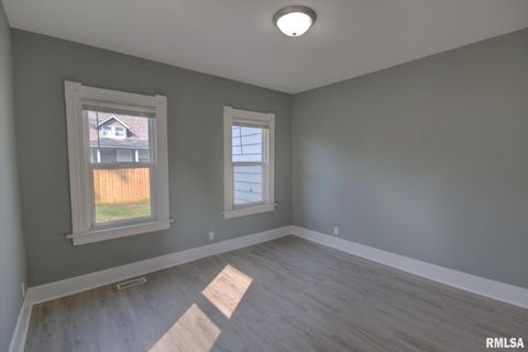 Tiny photo for 2312 W 1ST Street, Davenport, IA 52802 (MLS # QC4257730)