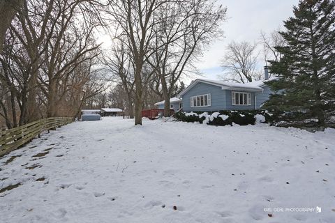 Tiny photo for 38383 N Tewes Court, Beach Park, IL 60087 (MLS # 12532690)