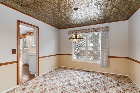 Tiny photo for 1021 Abbey Drive, Crystal Lake, IL 60014 (MLS # 12526783)