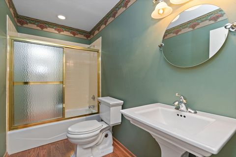 Tiny photo for 1021 Abbey Drive, Crystal Lake, IL 60014 (MLS # 12526783)