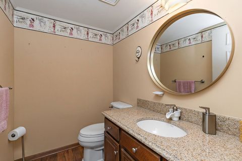 Tiny photo for 1021 Abbey Drive, Crystal Lake, IL 60014 (MLS # 12526783)