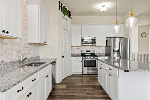 Tiny photo for 9950 Leanna Drive, Roscoe, IL 61073 (MLS # 12502493)