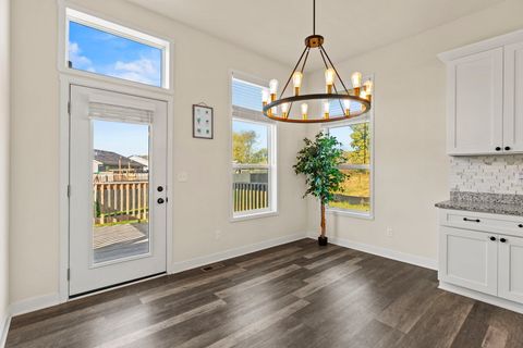 Tiny photo for 9950 Leanna Drive, Roscoe, IL 61073 (MLS # 12502493)