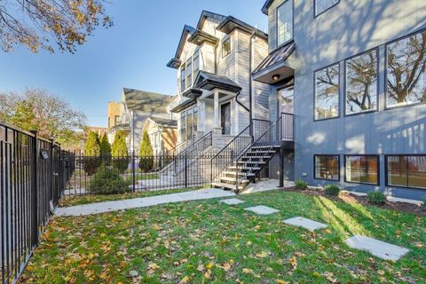Tiny photo for 3929 N Francisco Avenue, Chicago, IL 60618 (MLS # 12517576)