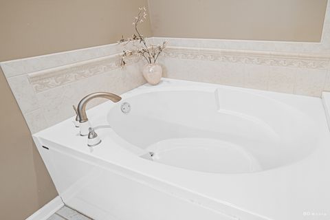 Tiny photo for 18011 Breckenridge Boulevard, Orland Park, IL 60467 (MLS # 12411486)