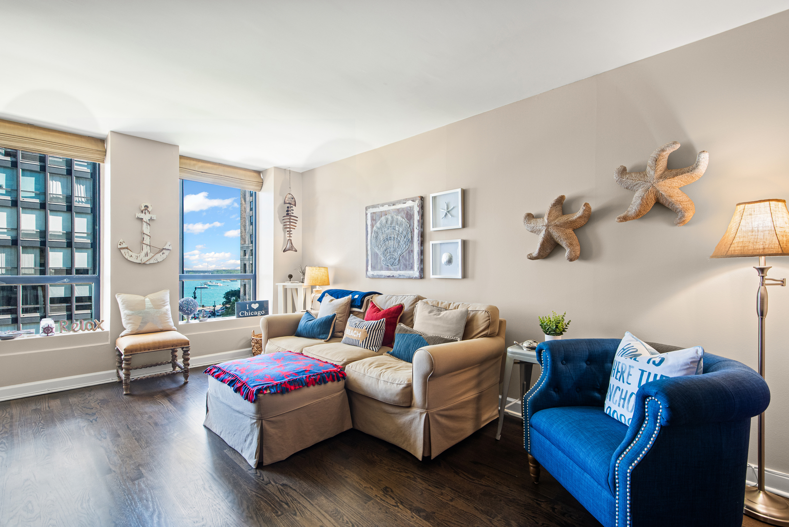 260 E Chestnut Street 611