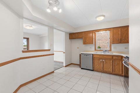 Tiny photo for 9960 W 153rd Street #1W, Orland Park, IL 60462 (MLS # 12734099)