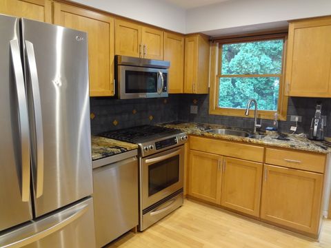 Tiny photo for 19657 W Trinity Drive, Mundelein, IL 60060 (MLS # 12477186)