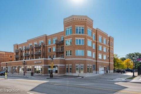 Photo of 1 S Lincoln Avenue #301, Lombard, IL 60148 (MLS # 12444005)