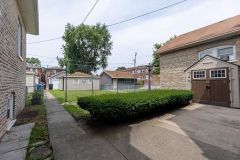 Tiny photo for 2802 Cuyler Avenue, Berwyn, IL 60402 (MLS # 12552768)