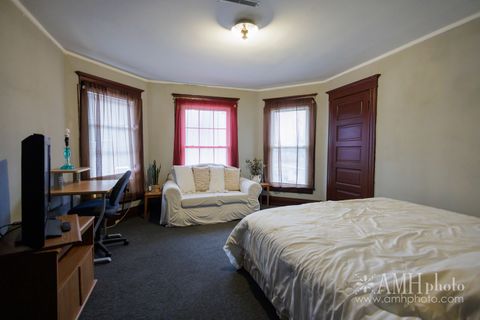 Tiny photo for 139 S Greenwood Avenue, Kankakee, IL 60901 (MLS # 12585635)