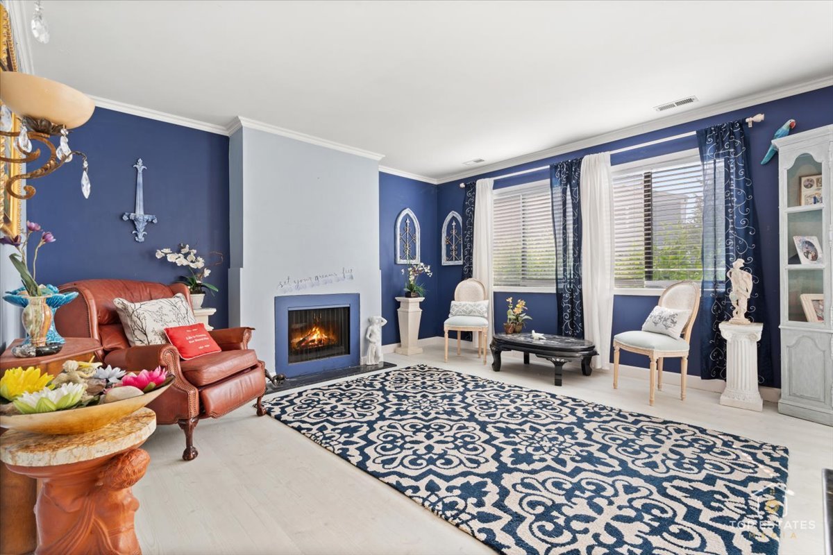 784 Barnaby Place