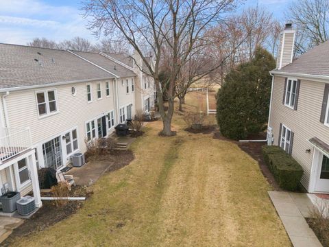 Tiny photo for 1859 Pebble Beach Circle #6, Elk Grove Village, IL 60007 (MLS # 12585300)