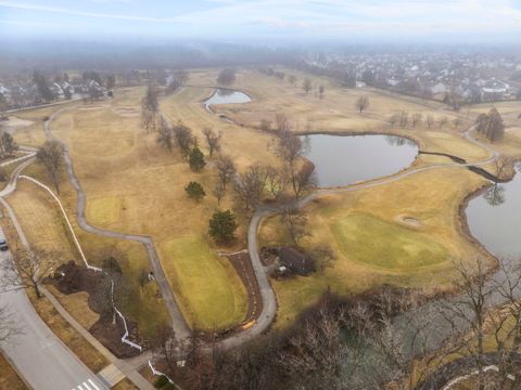 Tiny photo for 1859 Pebble Beach Circle #6, Elk Grove Village, IL 60007 (MLS # 12585300)