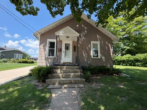 Photo of 322 Fitzgerald Street, Oglesby, IL 61348 (MLS # 12713439)