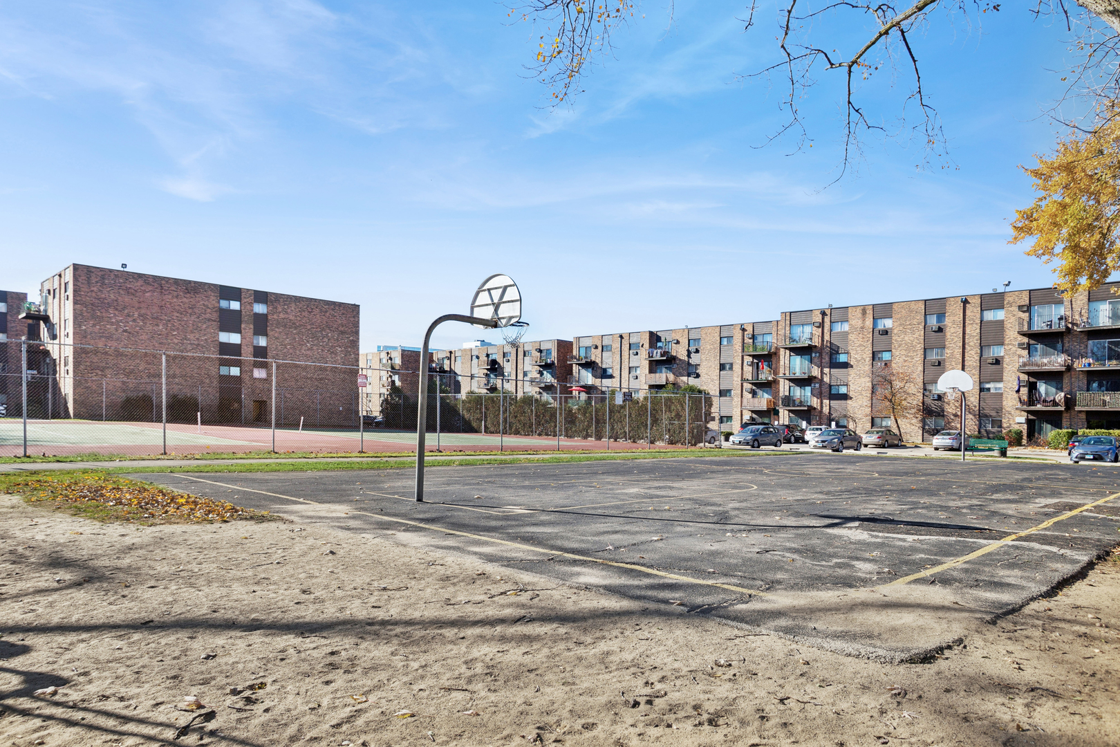 8905 Knight Avenue 211