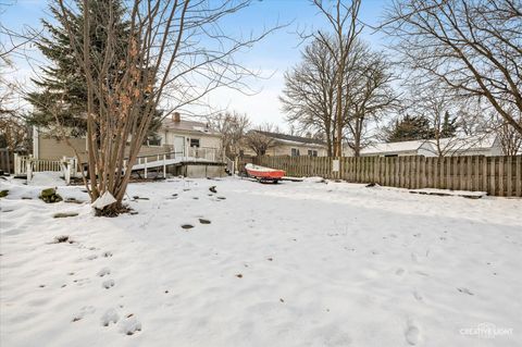 Tiny photo for 58 E 55th Street, Westmont, IL 60559 (MLS # 12538183)