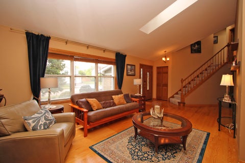 Tiny photo for 464 Farm Bridge Road, Lake Zurich, IL 60047 (MLS # 12691726)