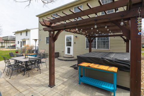 Tiny photo for 1418 Mill Creek Road, Bloomington, IL 61704 (MLS # 12602129)