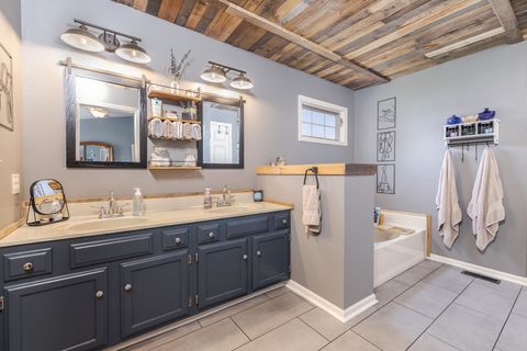 Tiny photo for 1418 Mill Creek Road, Bloomington, IL 61704 (MLS # 12602129)