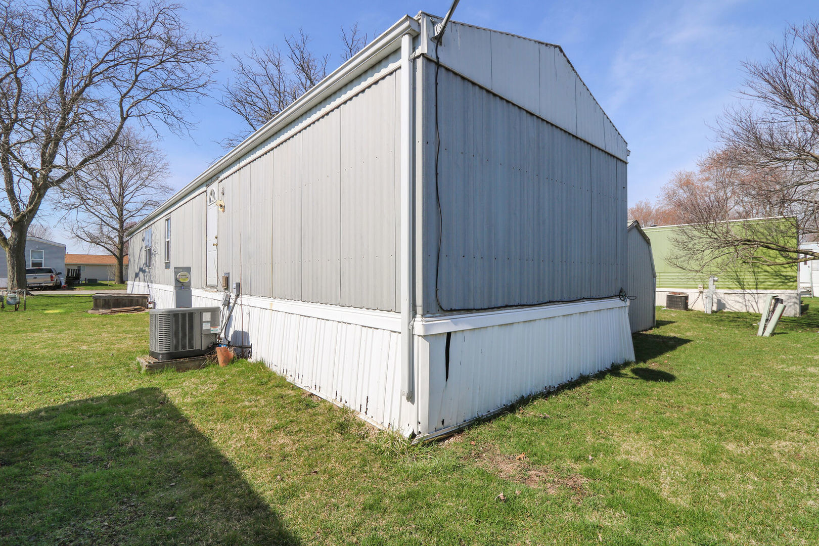 4809 W Windsor Road D18
